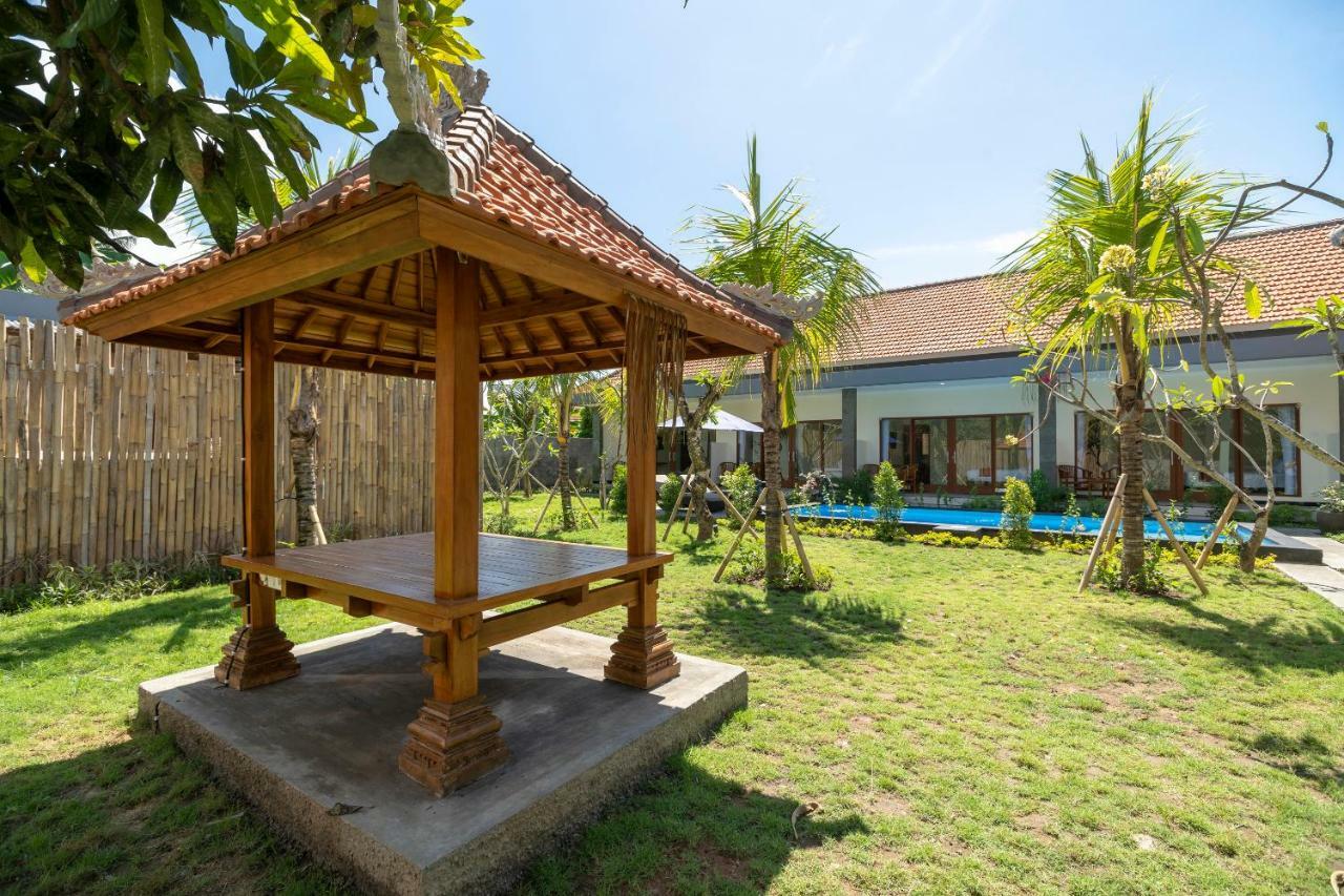 Oyo 912 Pondok Garden Bali Guesthouse Нуса Дуа Екстериор снимка